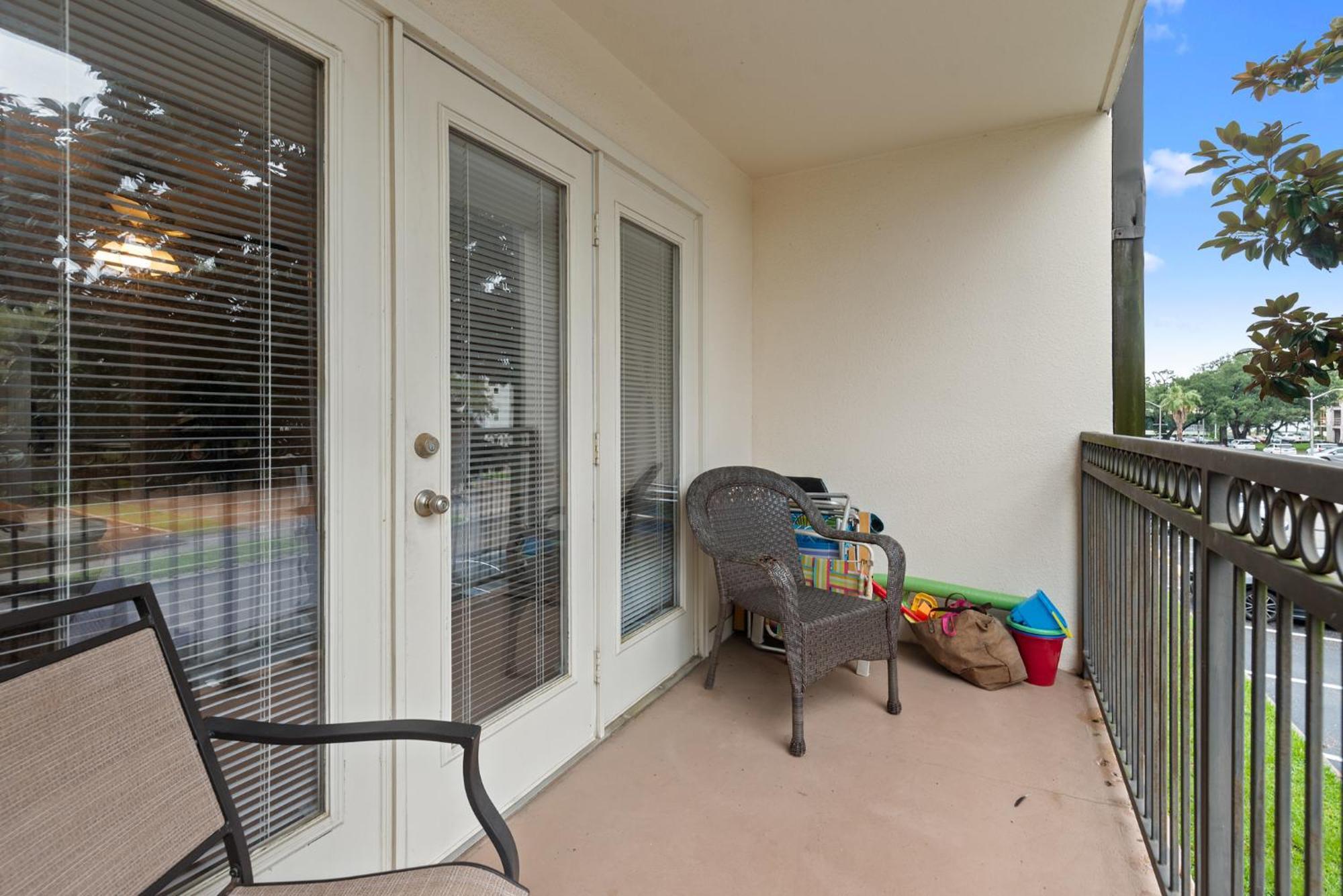 Fun 2 Bed/2 Bath Condo With Pool On Biloxi Beach Bagian luar foto