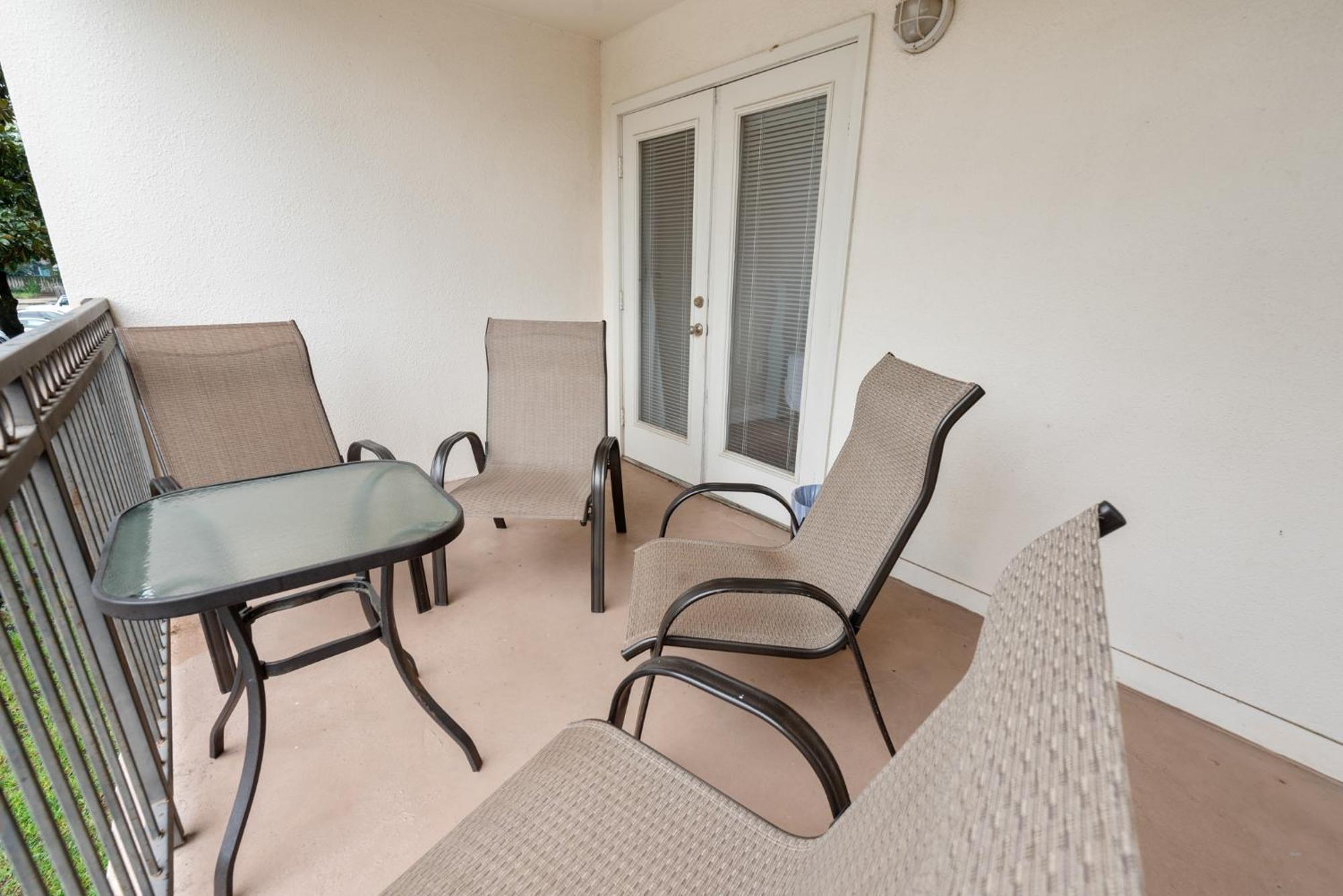 Fun 2 Bed/2 Bath Condo With Pool On Biloxi Beach Bagian luar foto