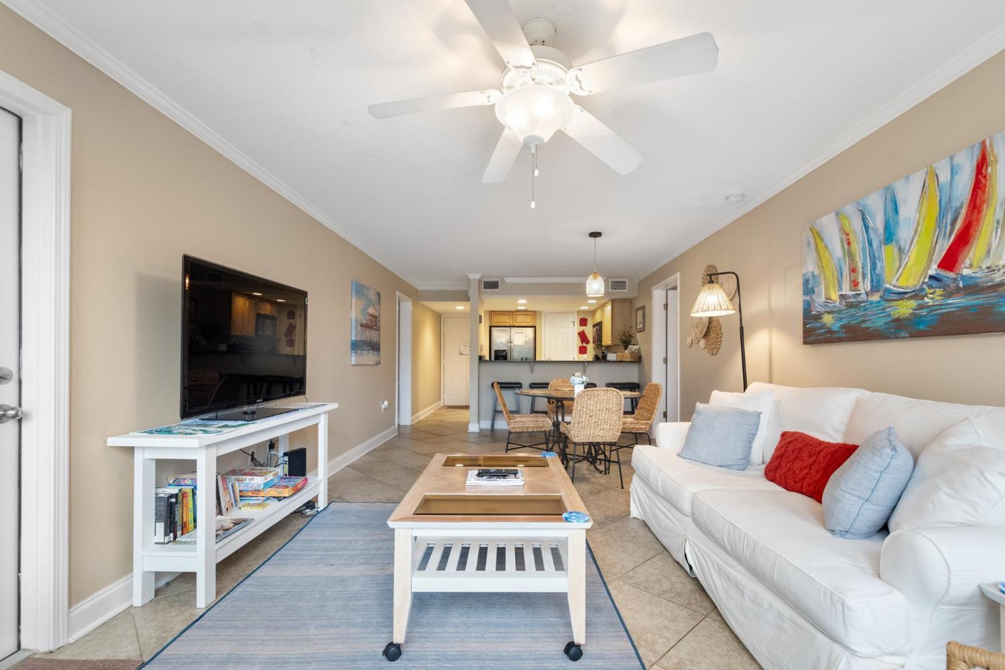 Fun 2 Bed/2 Bath Condo With Pool On Biloxi Beach Bagian luar foto